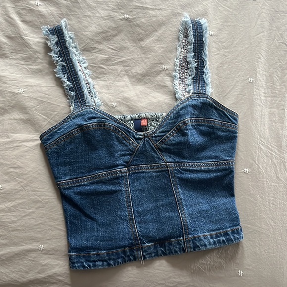 Pilcro Seamed Denim Top NWT - Picture 4 of 7